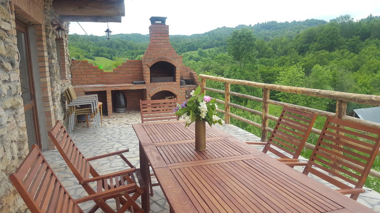 ホテル Casa Din Piatra Poiana  エクステリア 写真