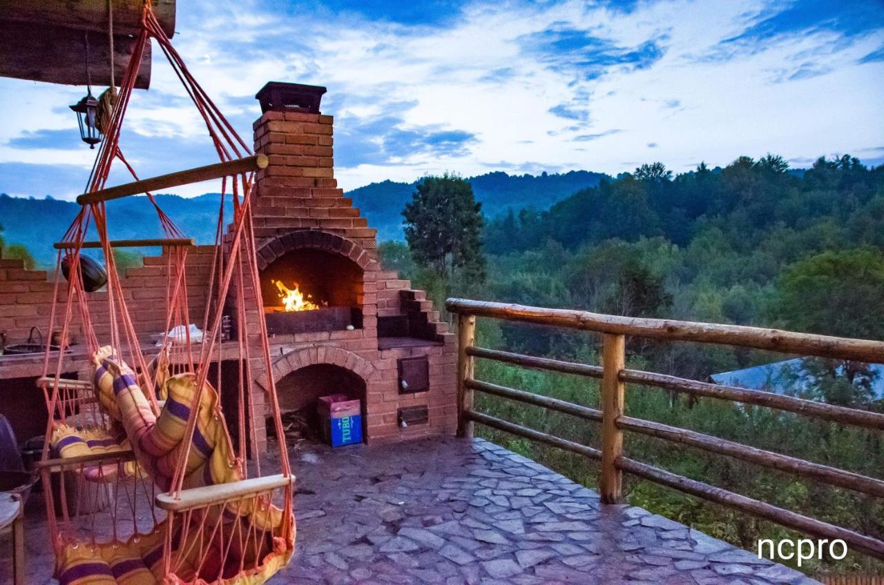 ホテル Casa Din Piatra Poiana  エクステリア 写真